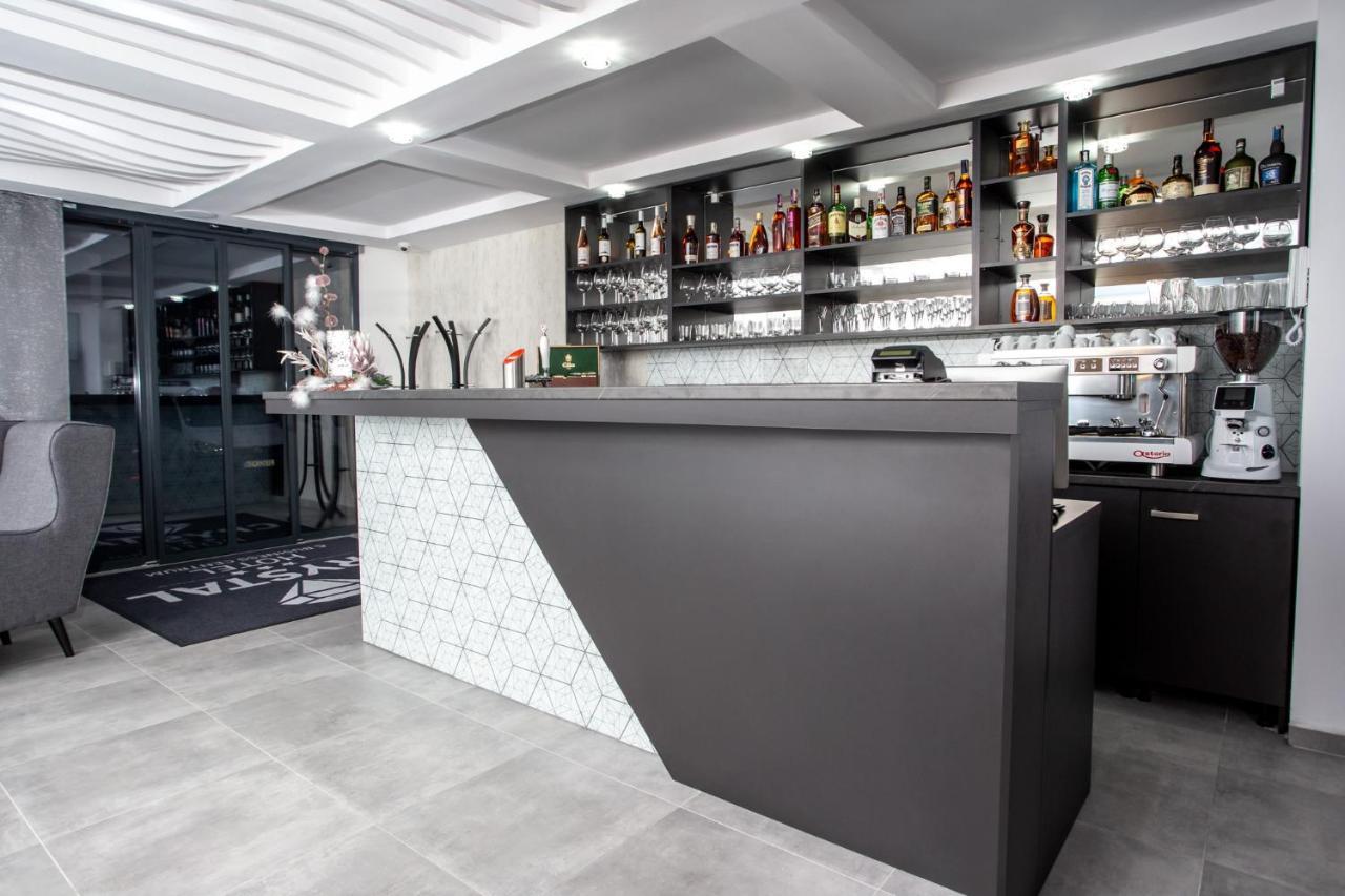 Crystal Hotel 3*